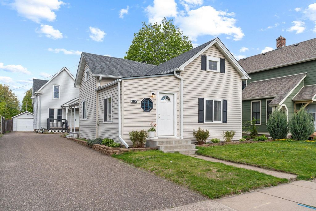 Photo of 385 - 387 Stryker Avenue, West Saint Paul, MN 55107 (MLS # 7082016)