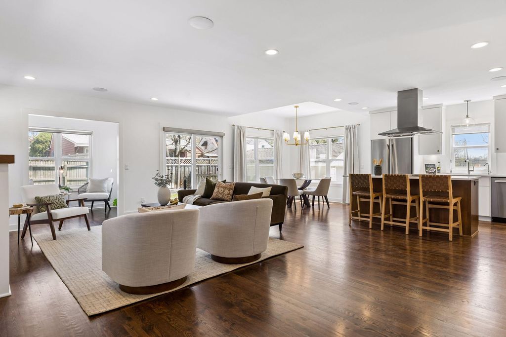 Photo of 4025 Salem Avenue, Saint Louis Park, MN 55416 (MLS # 7030887)