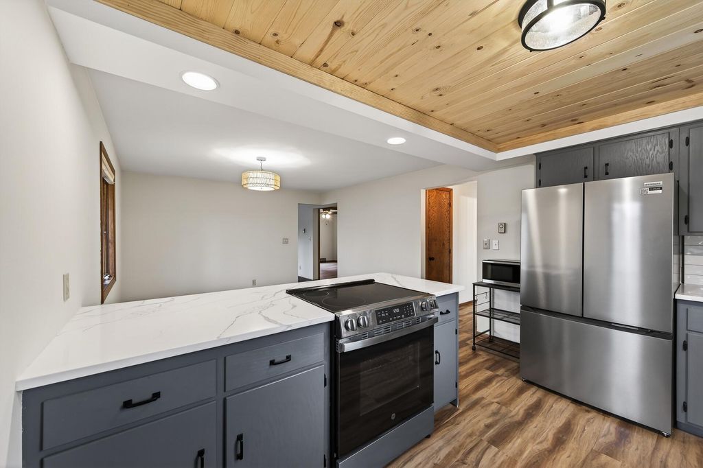 Photo of 433 7th Street S, Hudson, WI 54016 (MLS # 7048890)