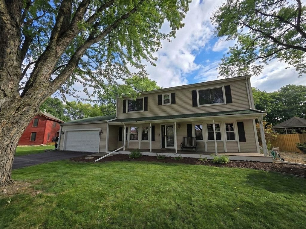 Photo of 7073 Ticonderoga Trail, Eden Prairie, MN 55346 (MLS # 7008497)