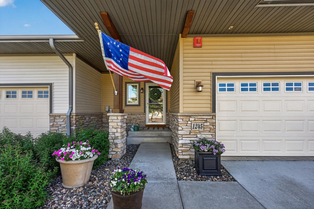 Photo of 1245 Vernon Drive, Carver, MN 55315 (MLS # 7145586)