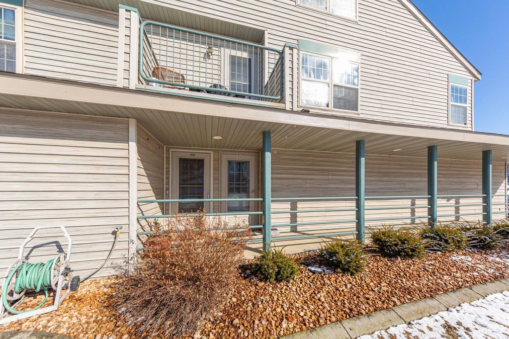 Photo of 104 Morningside Drive NE, Hutchinson, MN 55350 (MLS # 7029902)