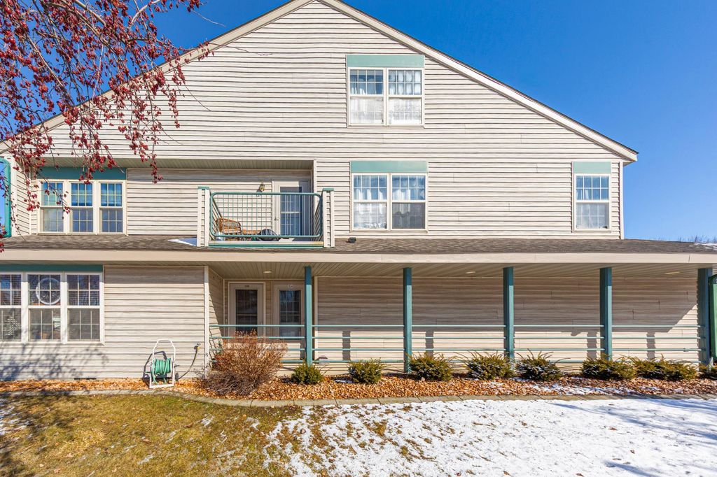 Photo of 104 Morningside Drive NE, Hutchinson, MN 55350 (MLS # 7029902)