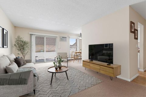 929 11th Avenue S 1 Hopkins MN 55343