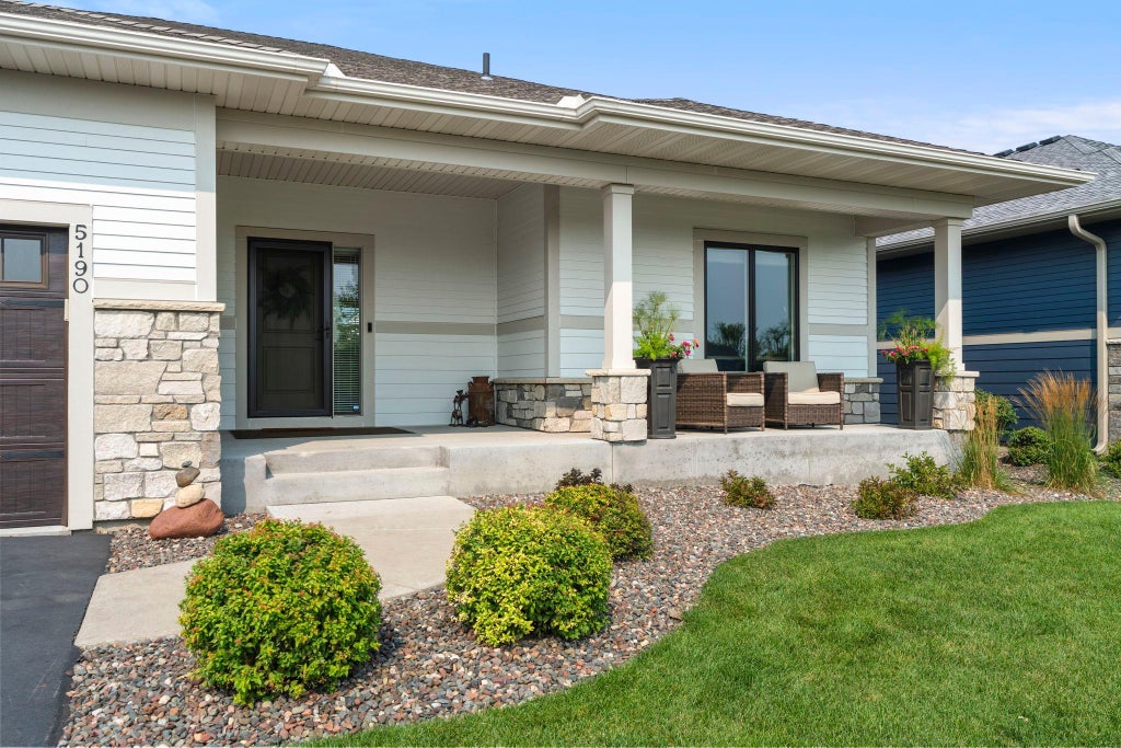 Photo of 5190 Sundial Lane, Woodbury, MN 55129 (MLS # 7141291)