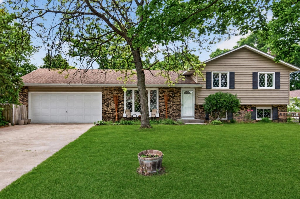 Photo of 7599 Iverson Avenue S, Cottage Grove, MN 55016 (MLS # 6807414)