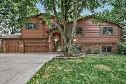 1505 Sherwood Road Shoreview MN 55126