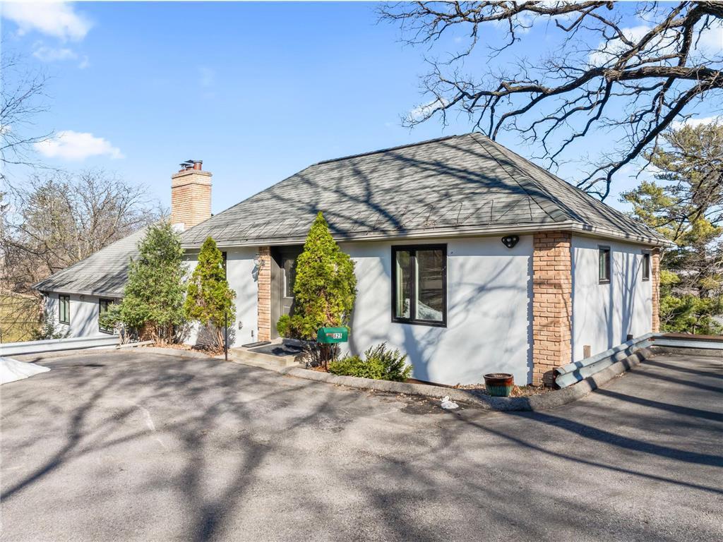 Photo of 825 3rd Street SW, Rochester, MN 55902 (MLS # 7136981)