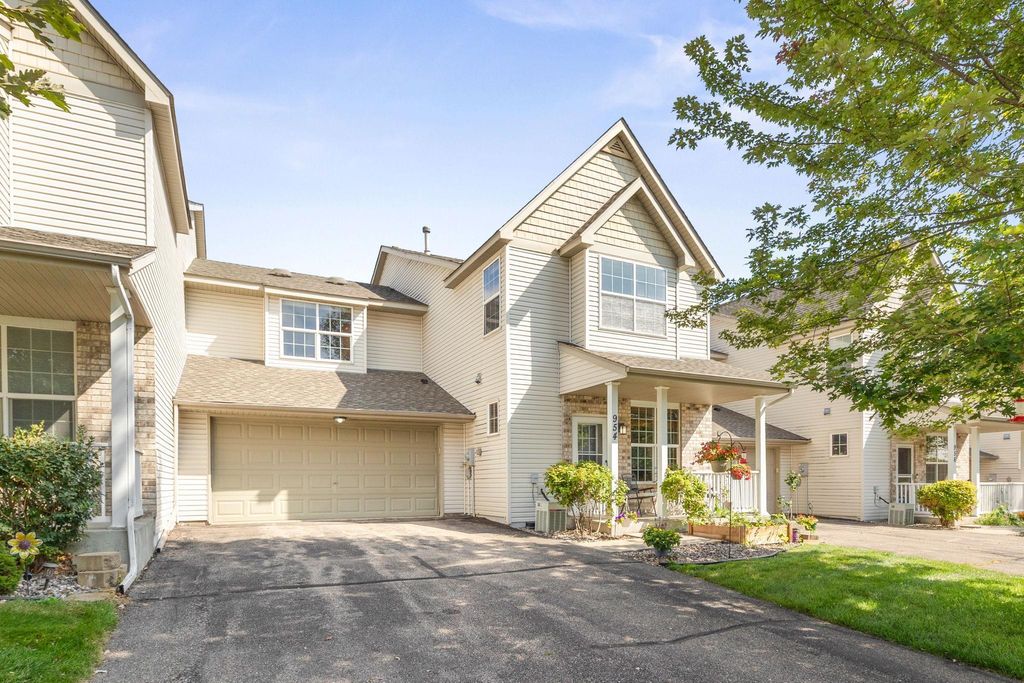 Photo of 954 Conner Street, Chaska, MN 55318 (MLS # 7039366)
