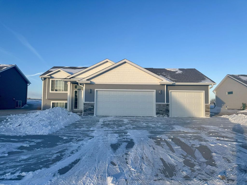 Photo of 2201 6th Avenue NE, Kasson, MN 55944 (MLS # 7013741)