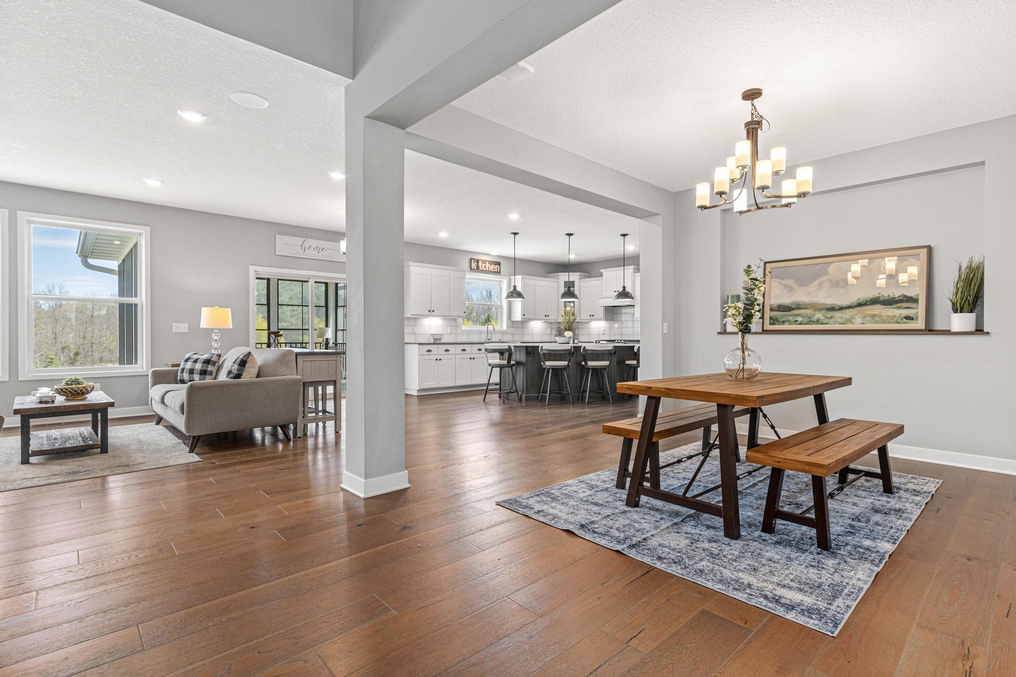 6576 Agate Trail