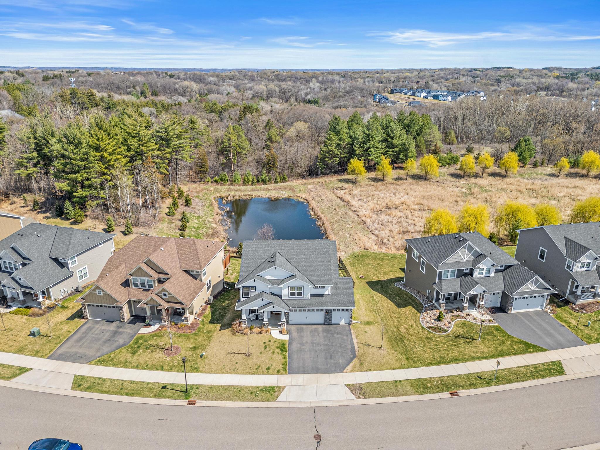 6576 Agate Trail