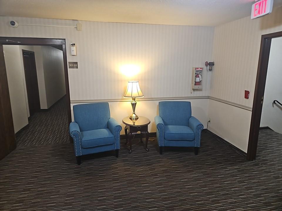 2800 Hillsboro Avenue N 307