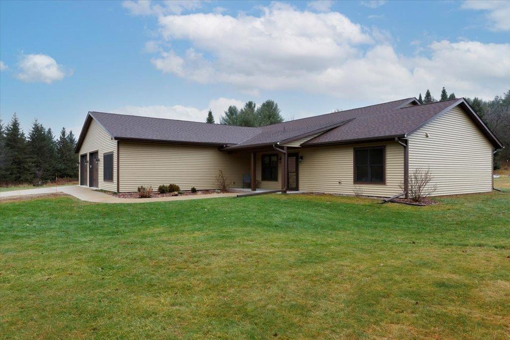 Photo of N6785 865th Street, Elk Mound, WI 54739 (MLS # 6821877)