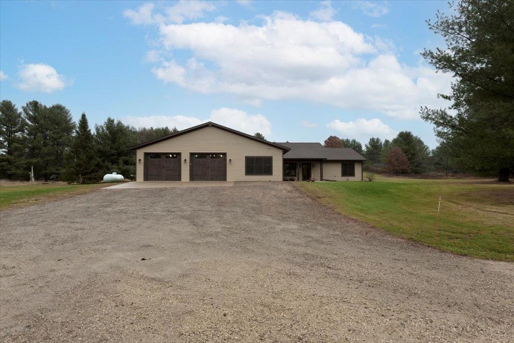 Photo of N6785 865th Street, Elk Mound, WI 54739 (MLS # 6821877)