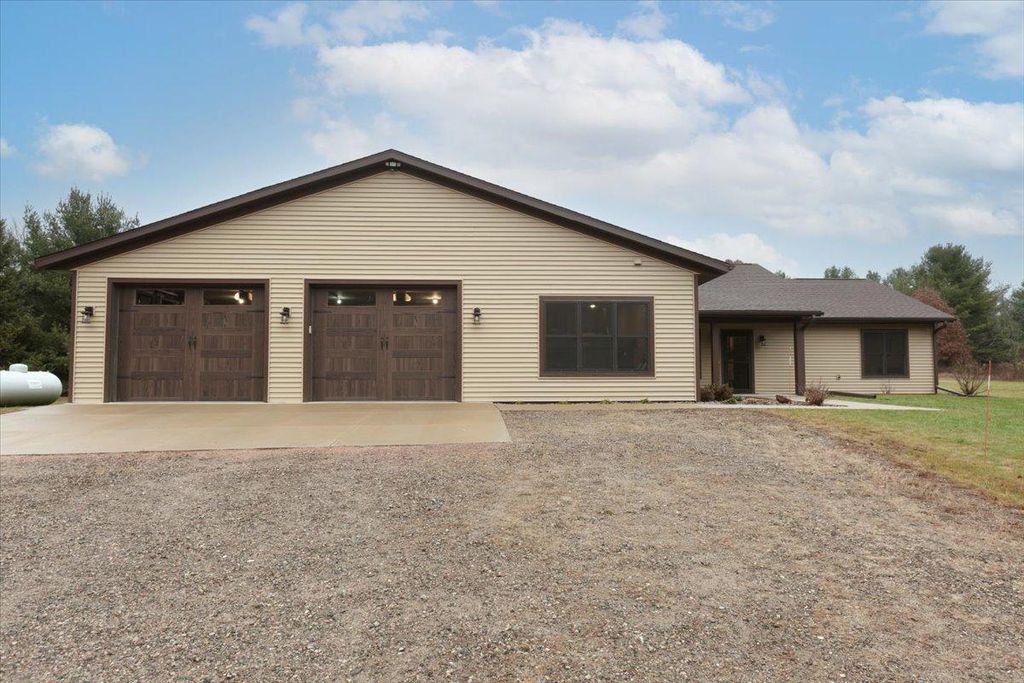 Photo of N6785 865th Street, Elk Mound, WI 54739 (MLS # 6821877)