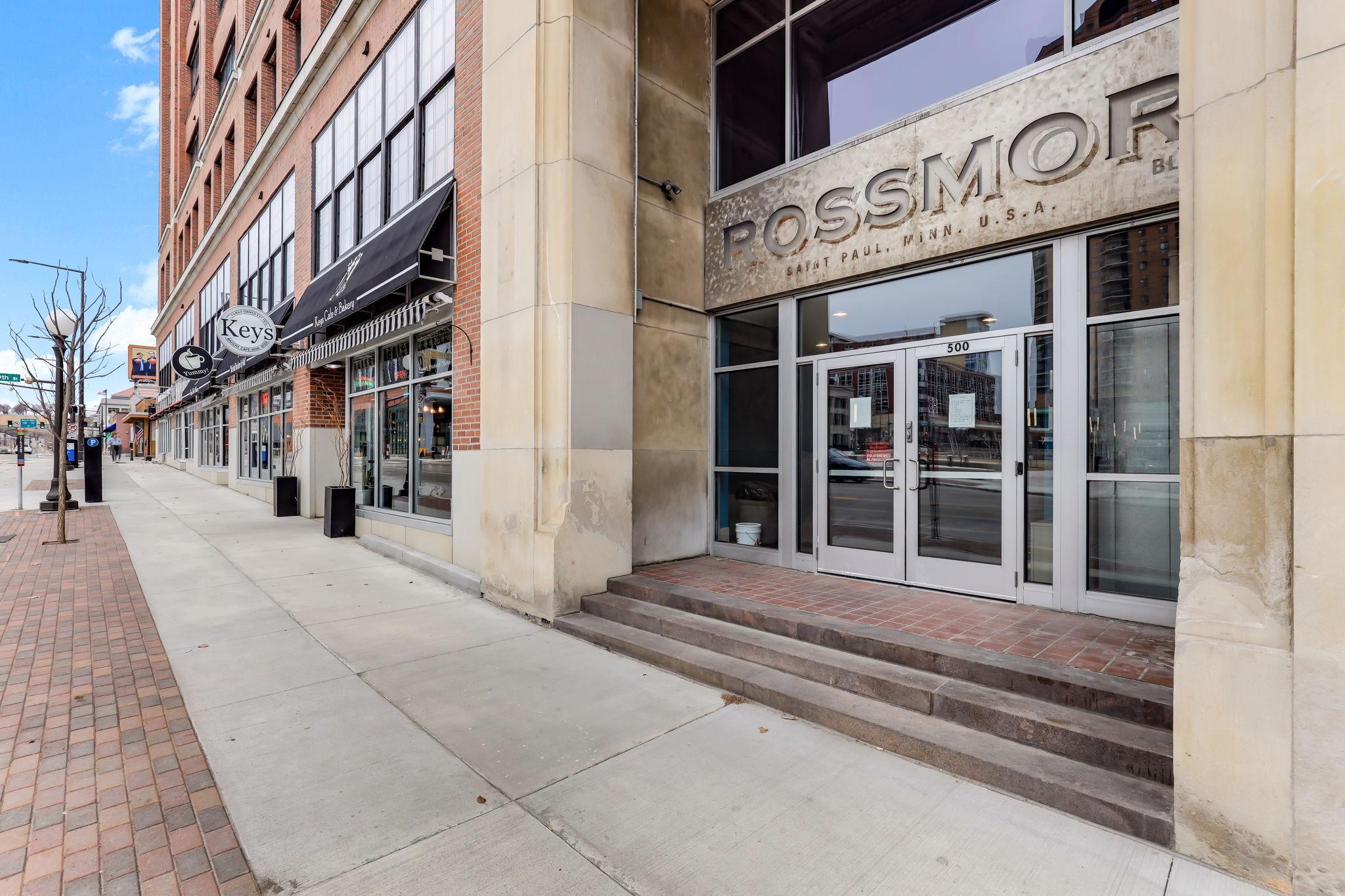 500 Robert Street N 310