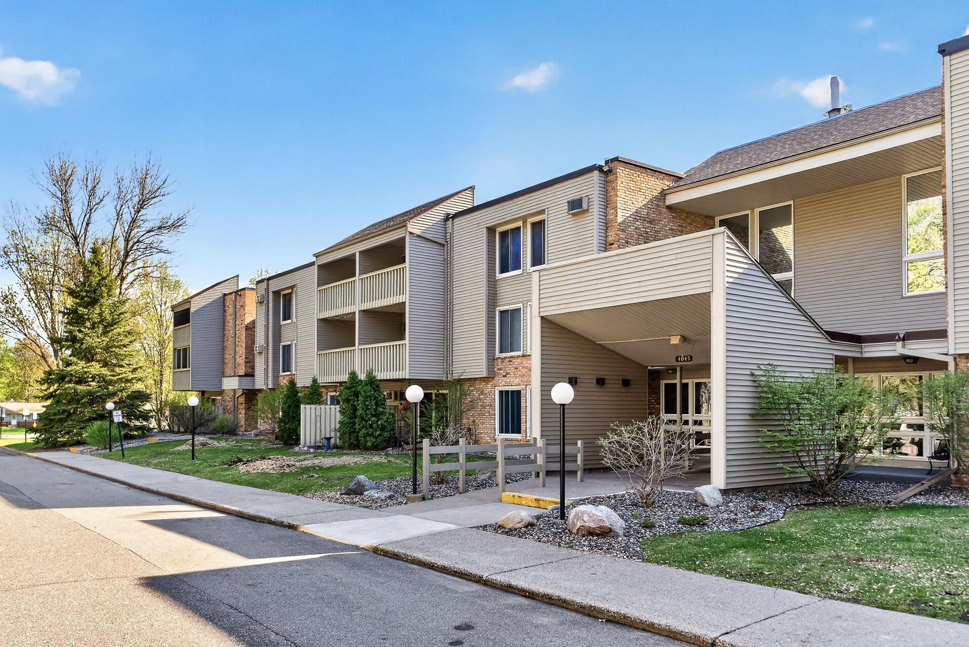 4045 Hodgson Road 211