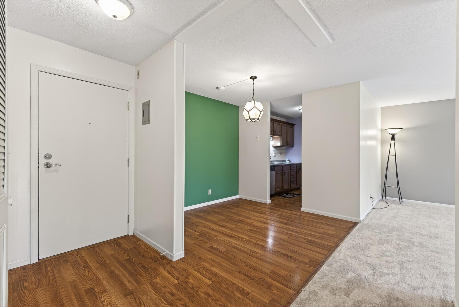 4045 Hodgson Road 211