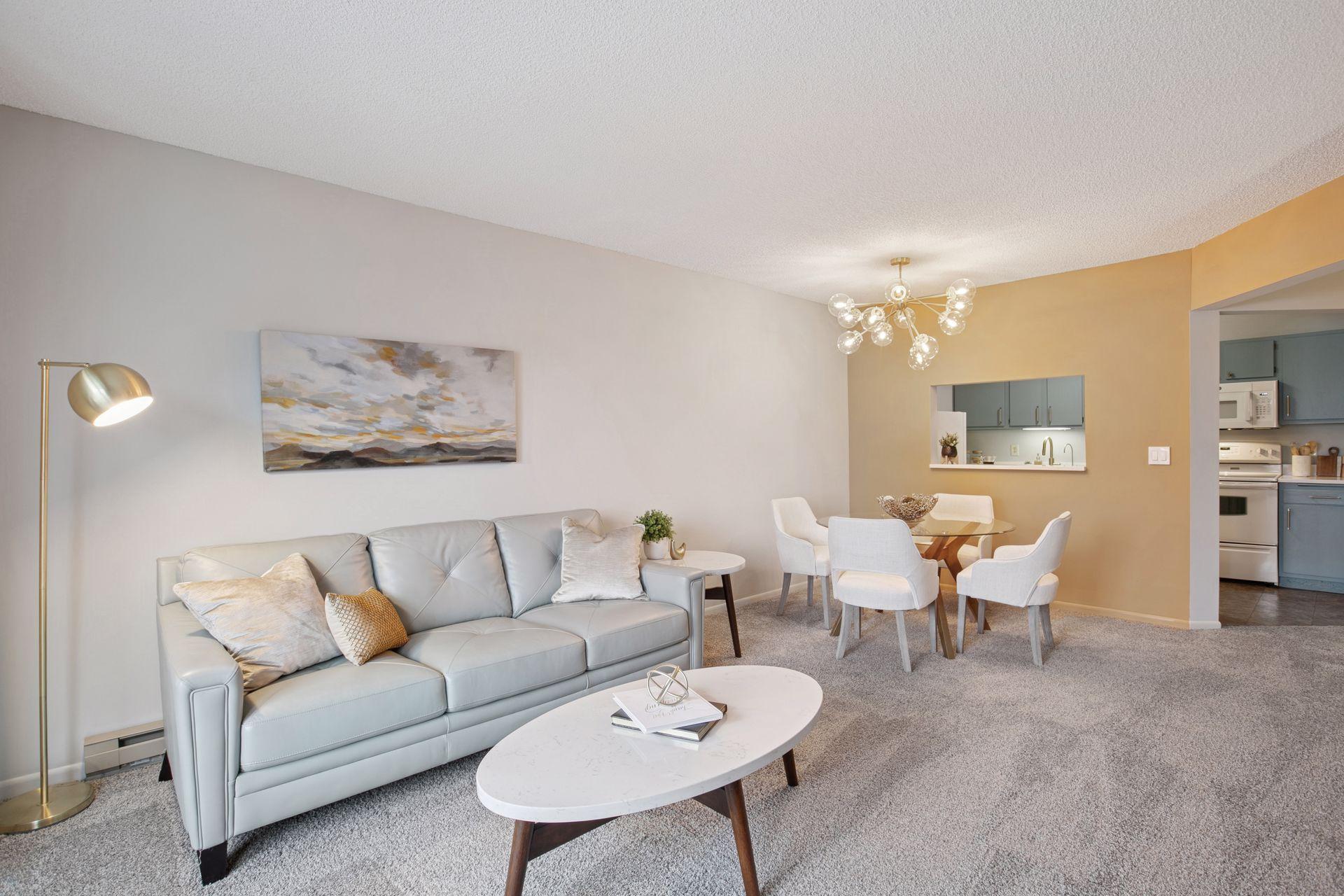 2425 E Franklin Avenue 309