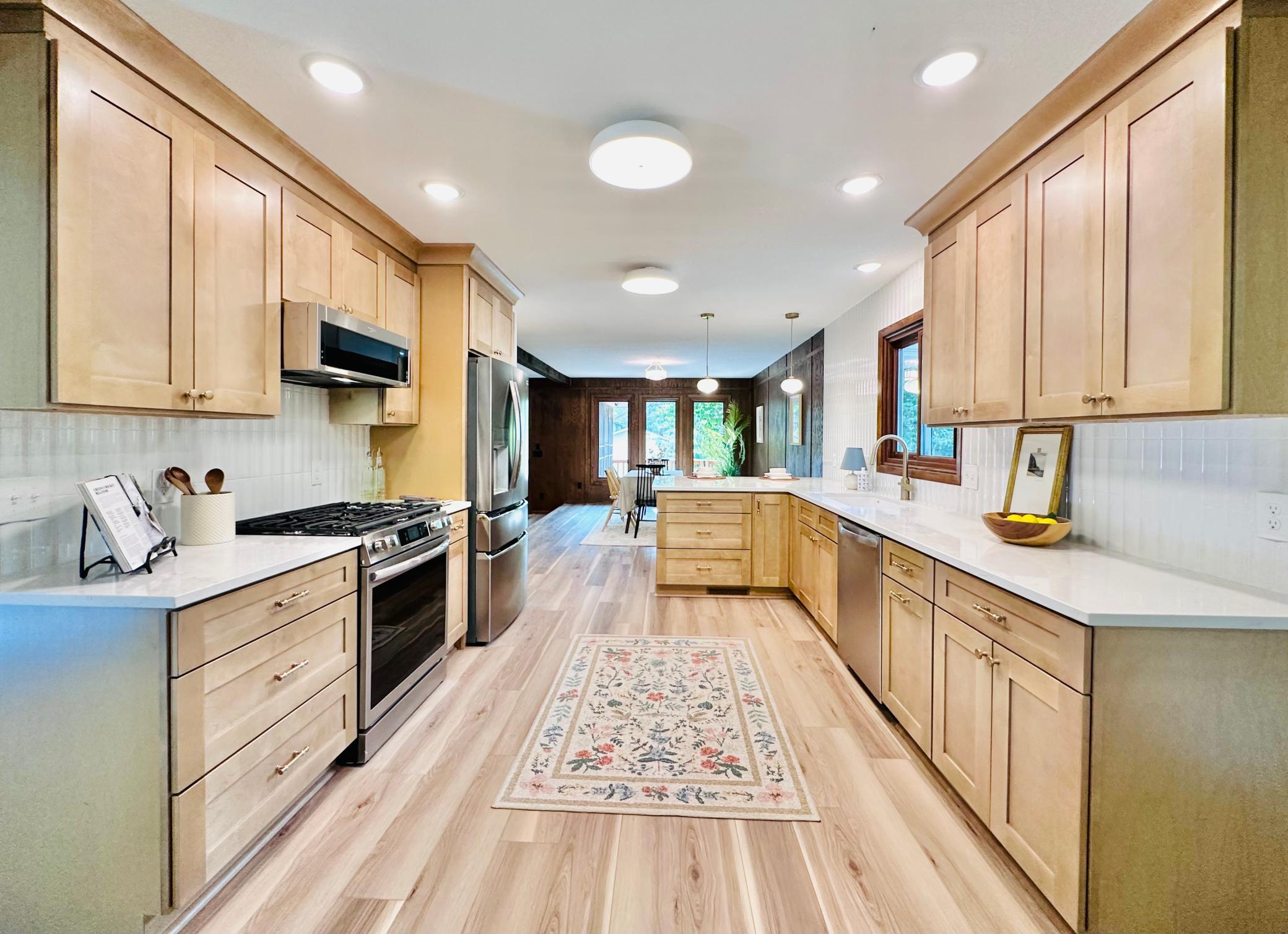 1915 Twin Circle Drive