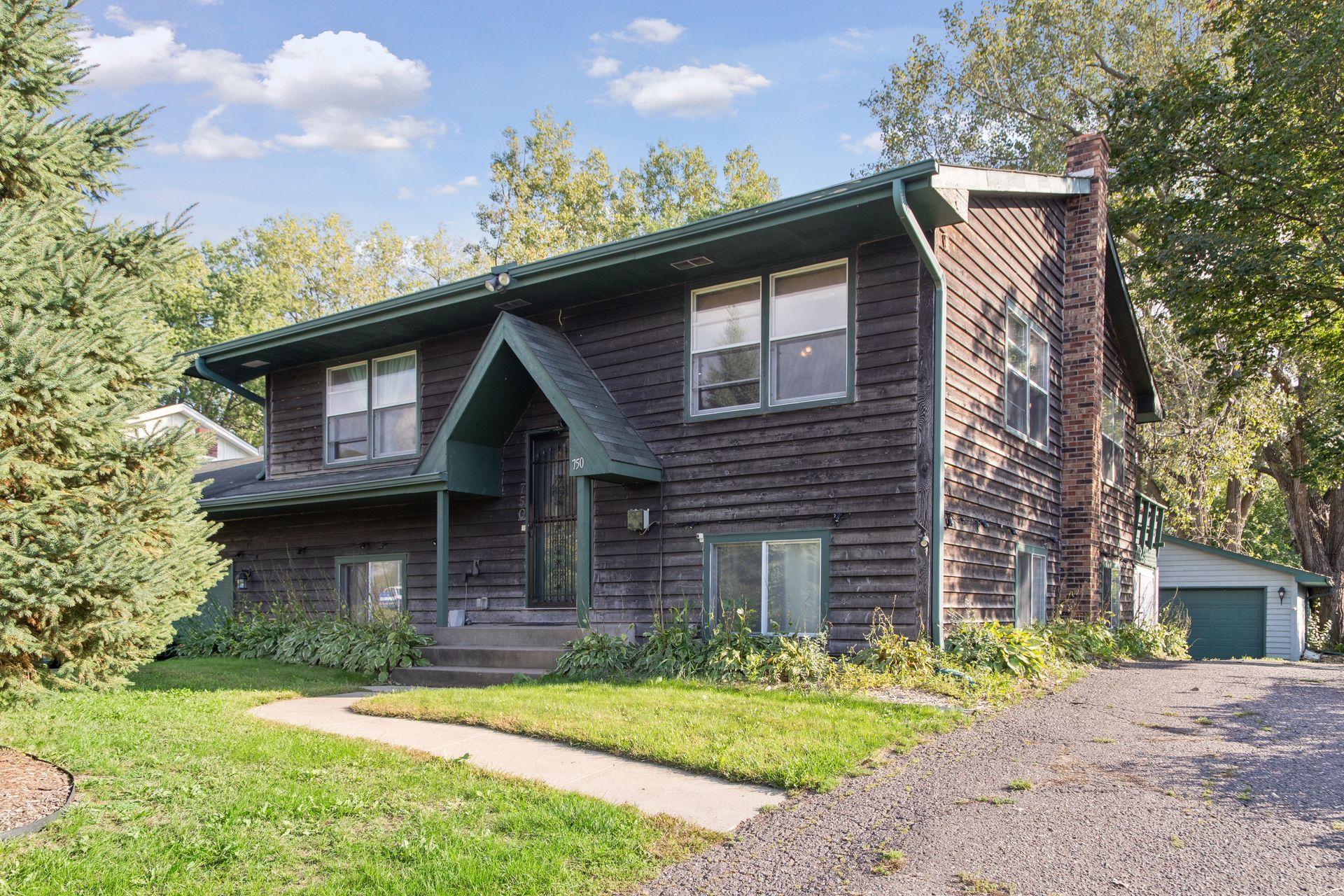 750 Viking Drive E