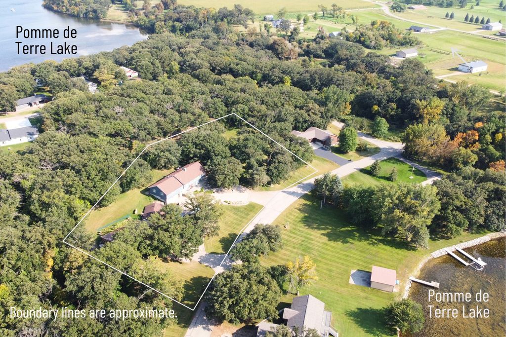 Photo of 27322 Oak Point Road, Elbow Lake, MN 56531 (MLS # 7014037)