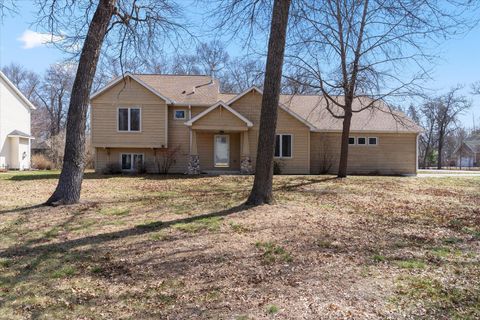 Photo of 13910 Cherrywood Drive, Baxter, MN 56425 (MLS # 7060623)
