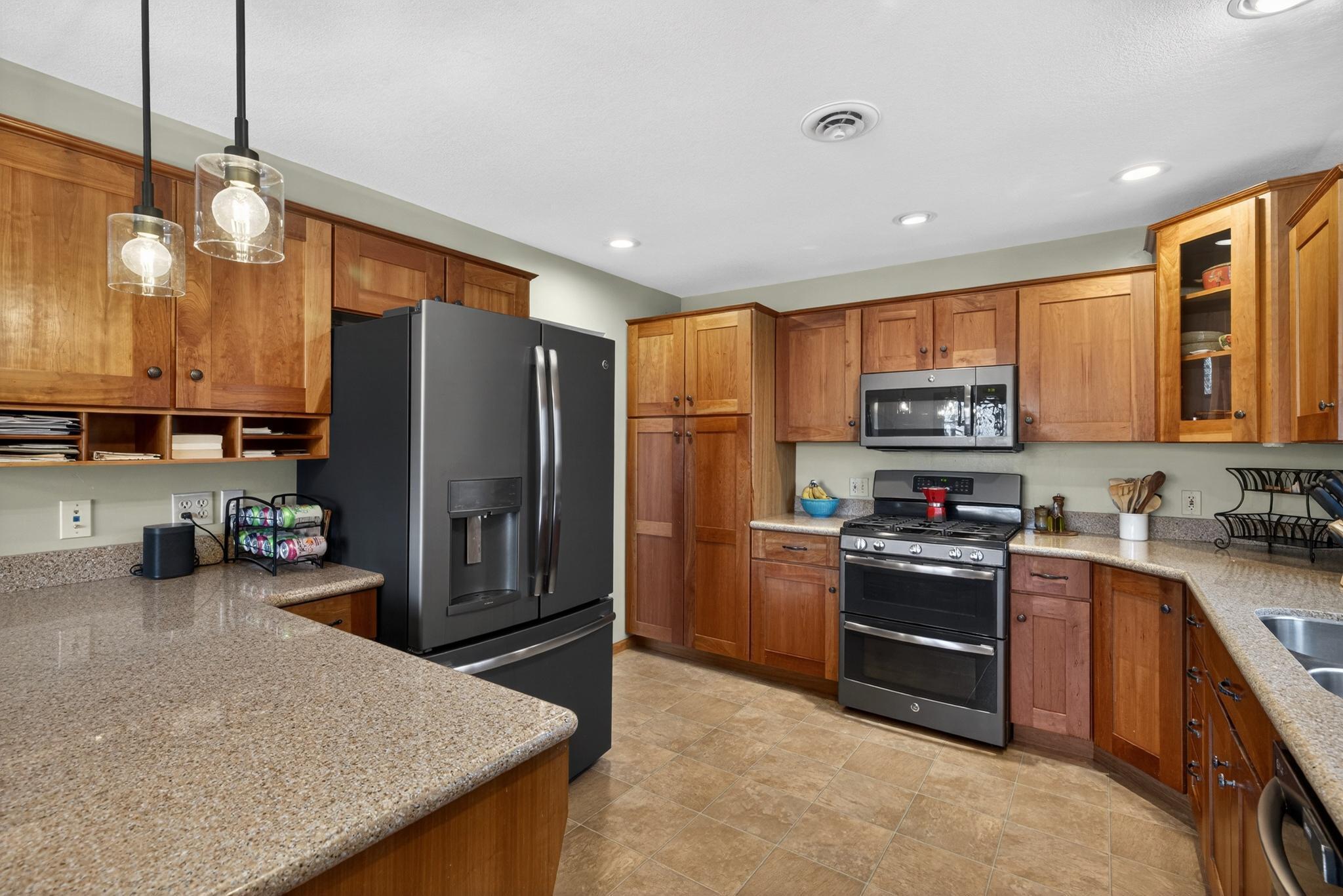 16316 Birchwood Lane