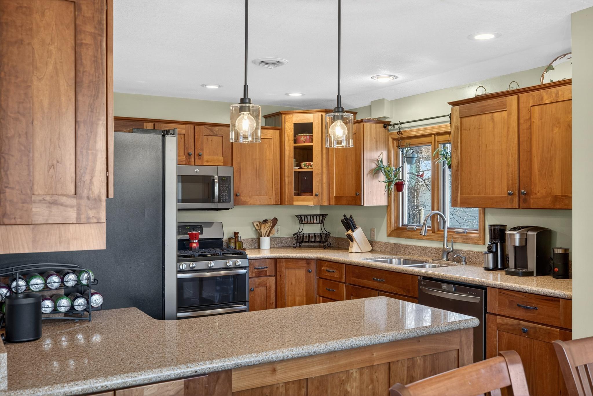 16316 Birchwood Lane