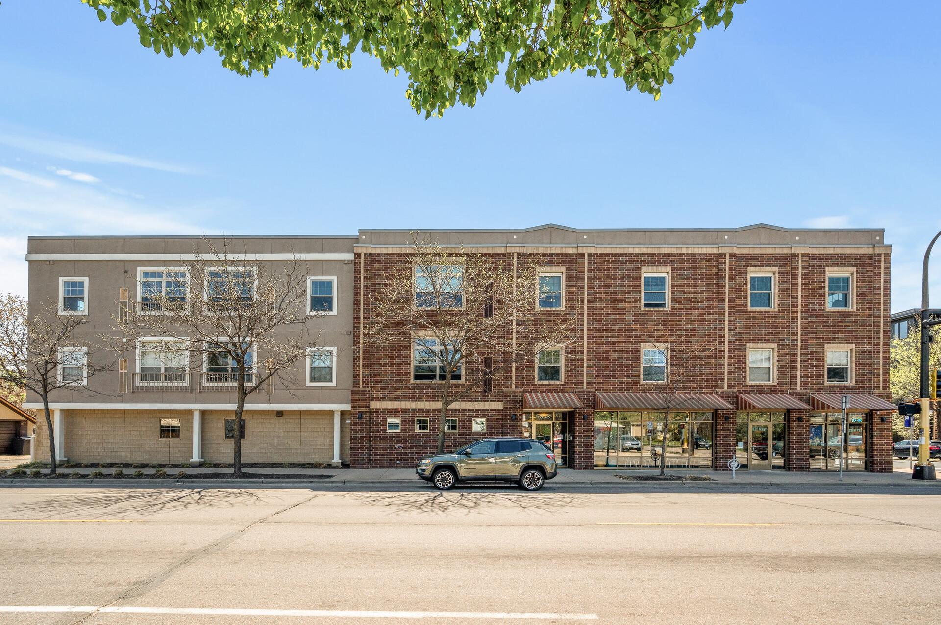 2803 E 38th Street 205