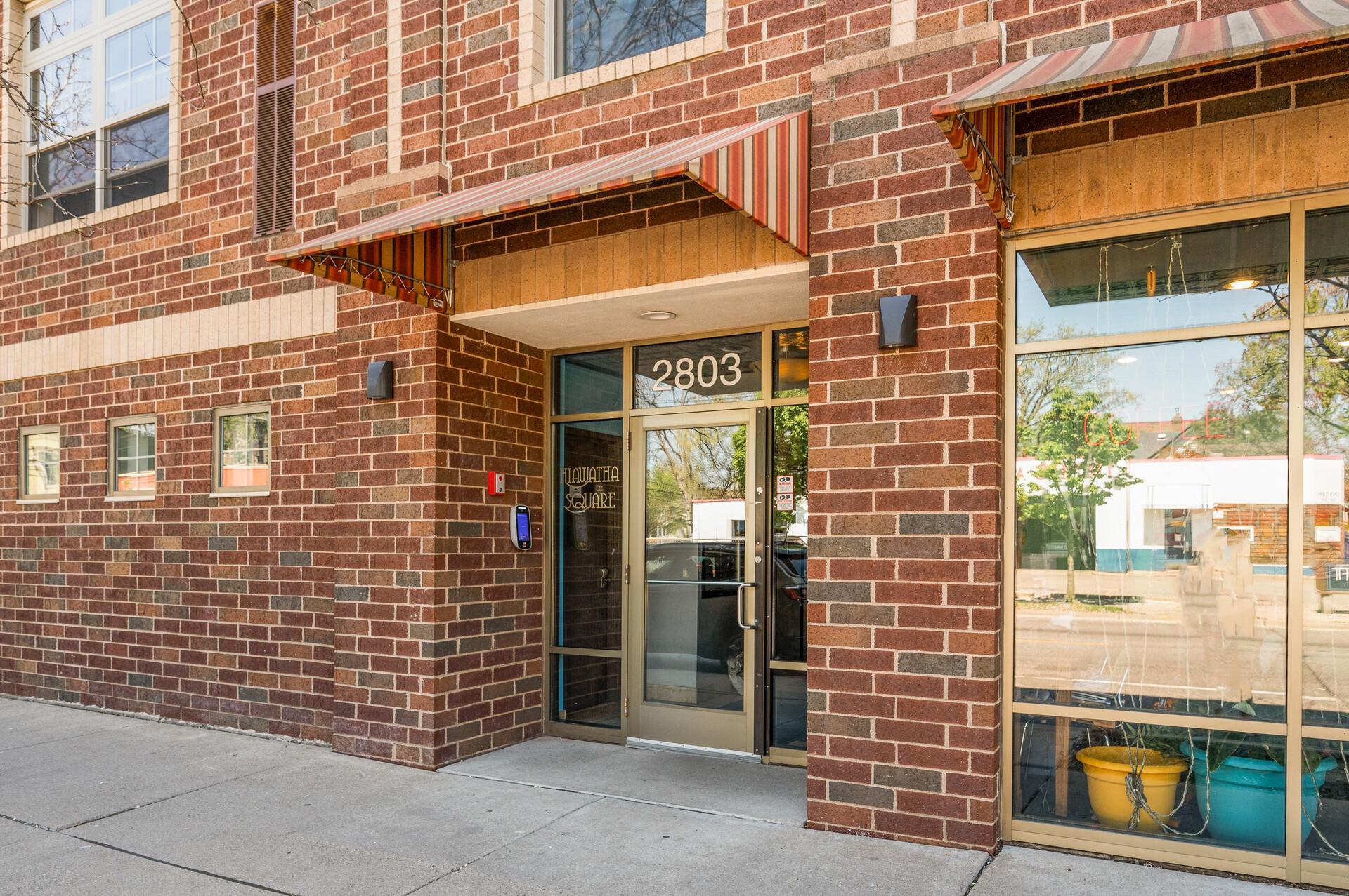 2803 E 38th Street 205