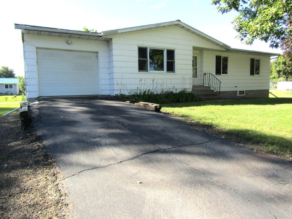 Photo of 1617 7th Avenue, Granite Falls, MN 56241 (MLS # 7153590)