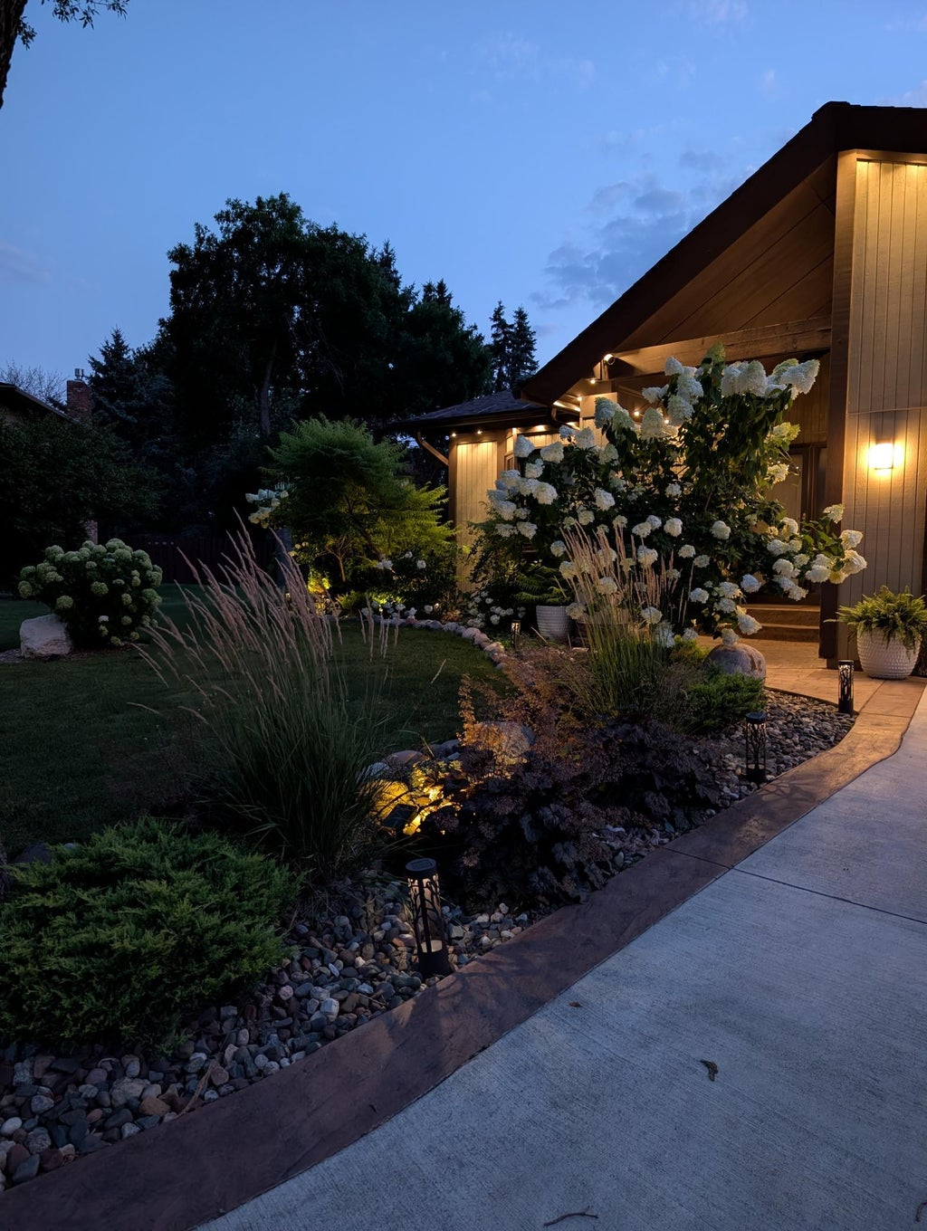 Photo of 7471 Saratoga Drive, Chanhassen, MN 55317 (MLS # 7142623)