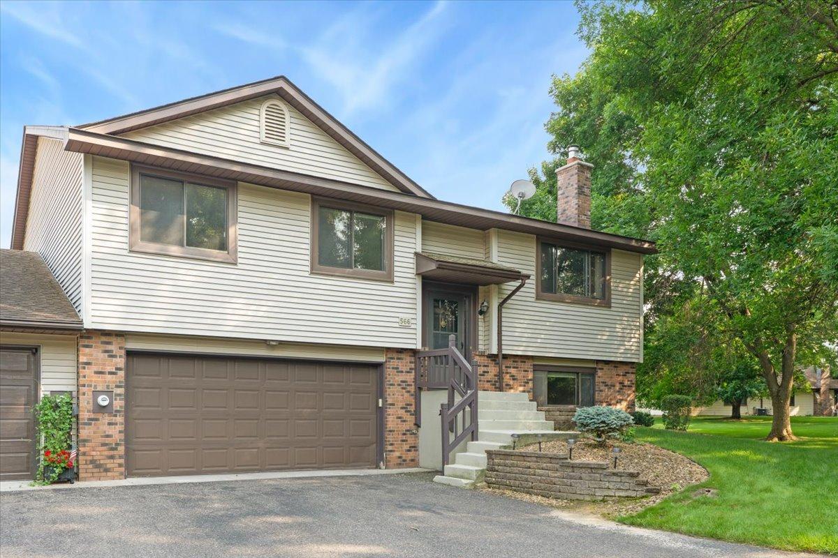 566 Donegal Circle
