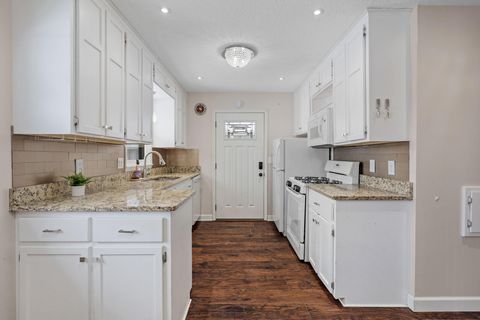 101 W 93rd Street Bloomington MN 55420