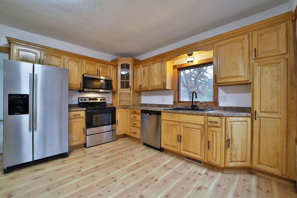 Photo of 9413 Forest Heights Drive, Brainerd, MN 56401 (MLS # 7020156)