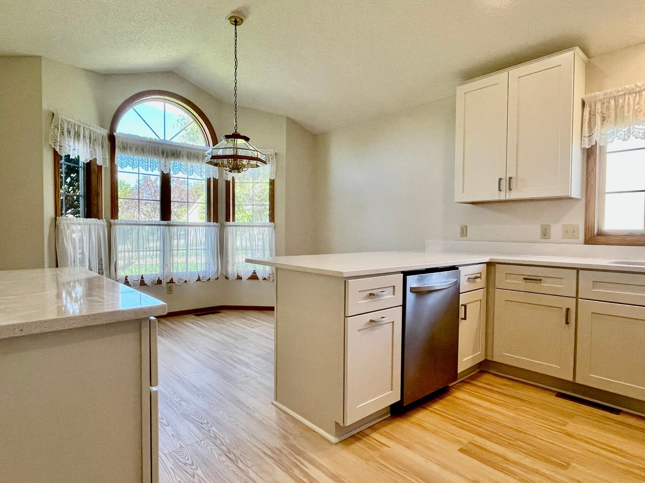 2410 Wight Bay