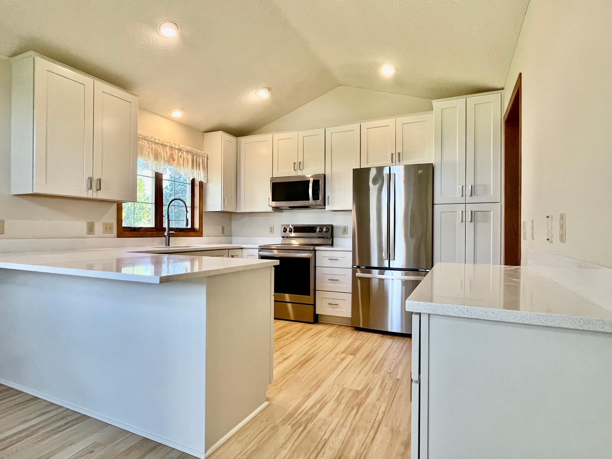2410 Wight Bay