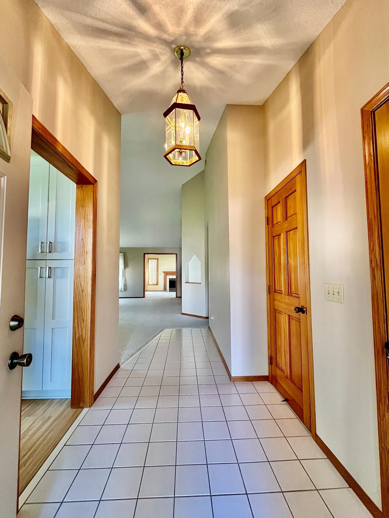 2410 Wight Bay