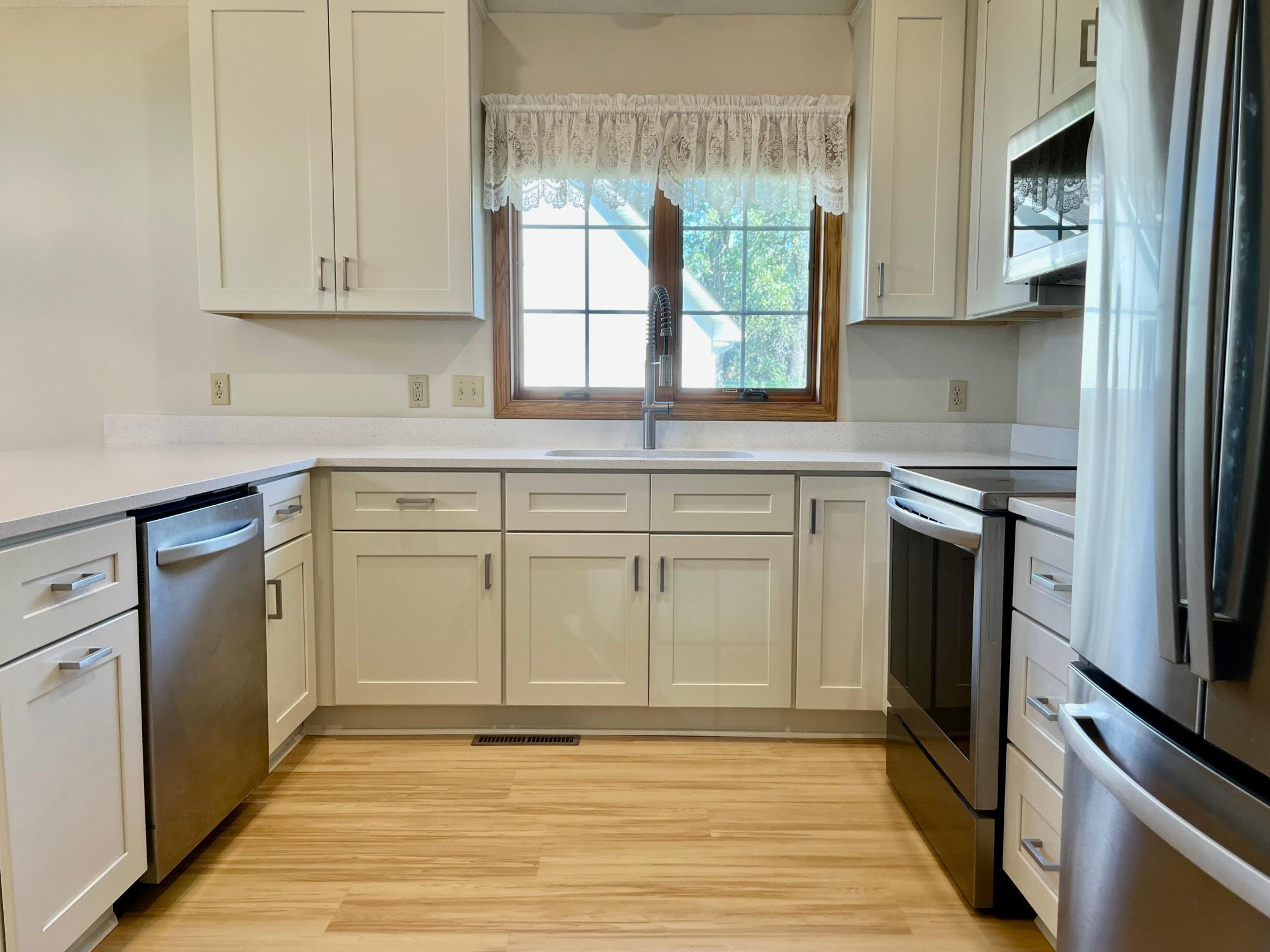 2410 Wight Bay