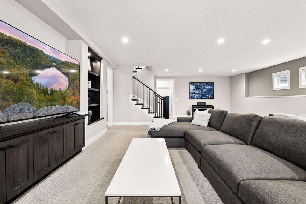 Photo of 7100 Highland Court, Eden Prairie, MN 55346 (MLS # 7031112)