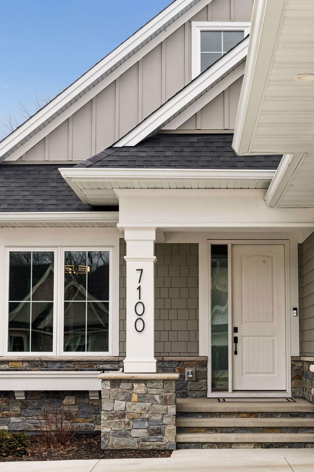 Photo of 7100 Highland Court, Eden Prairie, MN 55346 (MLS # 7031112)