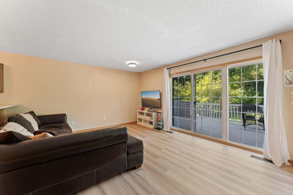 Photo of 4791 Grenwich Road N, Oakdale, MN 55128 (MLS # 7093396)