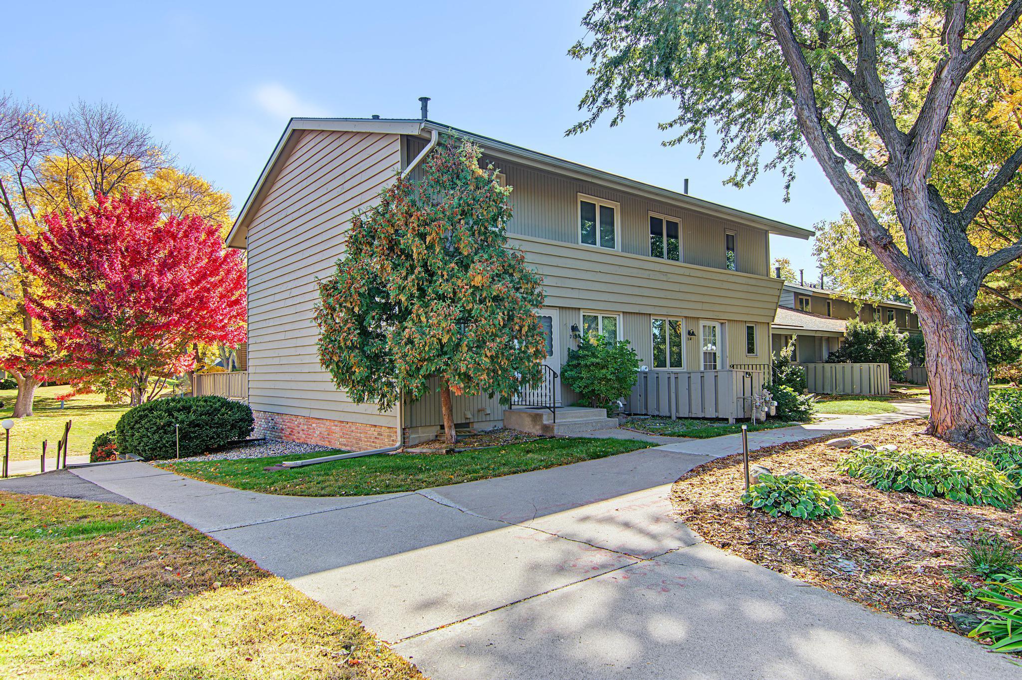 214 Windsor Court