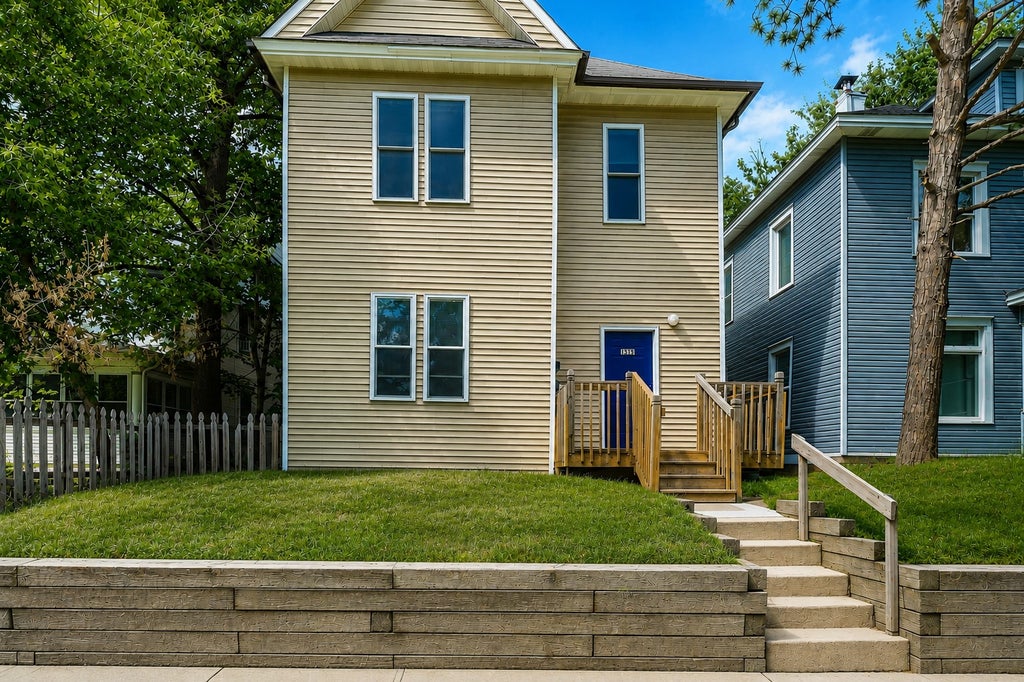 Photo of 1318 18th Avenue N, Minneapolis, MN 55411 (MLS # 7096861)