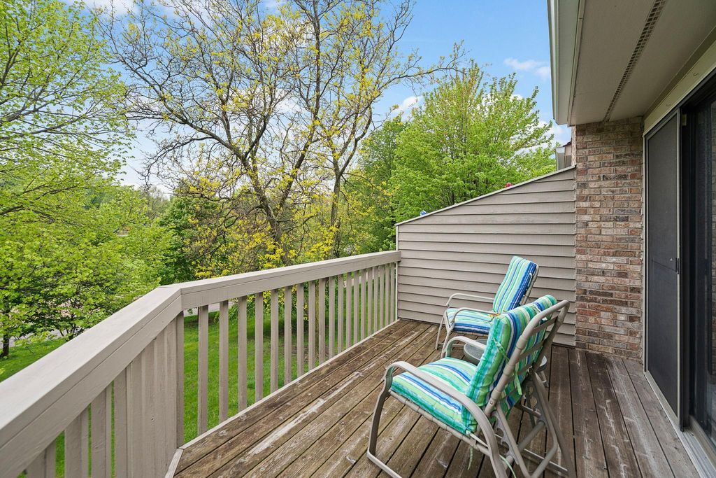 Photo of 14925 45th Avenue N, Plymouth, MN 55446 (MLS # 7068038)