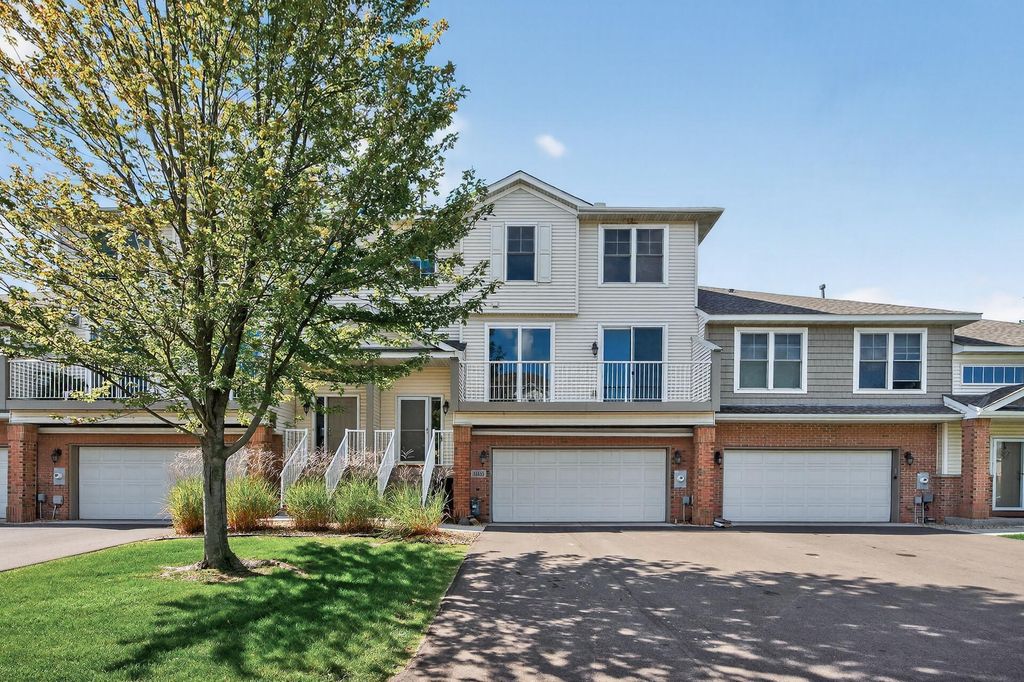 Photo of 20055 Heritage Drive, Lakeville, MN 55044 (MLS # 7008739)