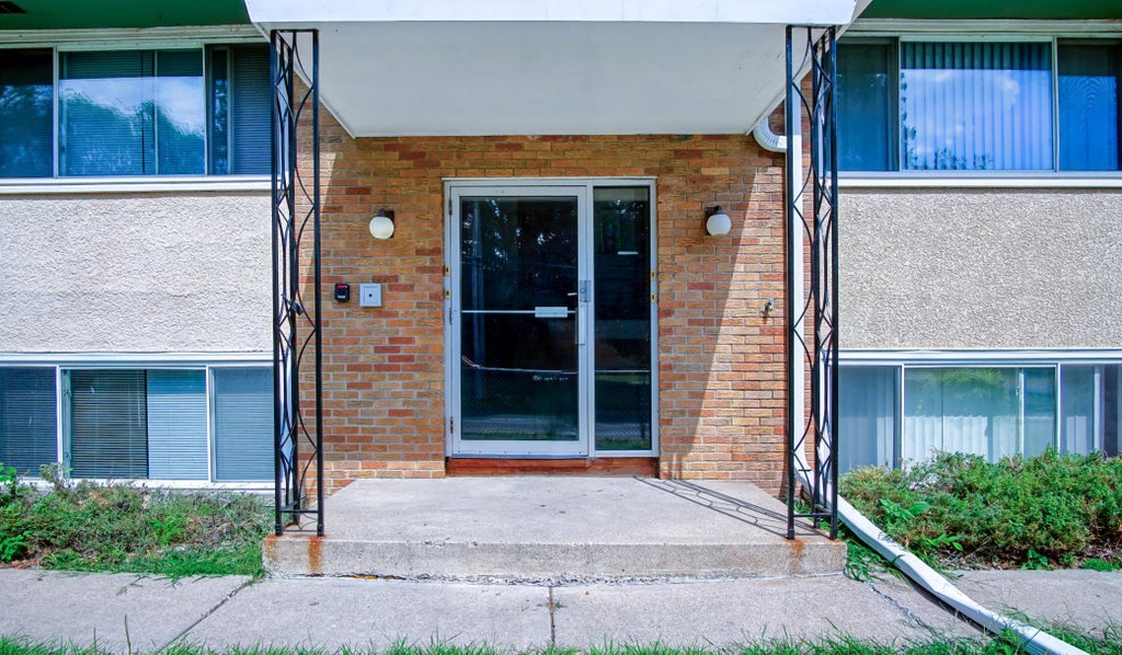 Photo of 4100 Lakebreeze Avenue, Brooklyn Center, MN 55429 (MLS # 7131870)
