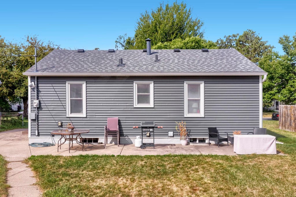Photo of 4429 6th Street NE, Columbia Heights, MN 55421 (MLS # 7121031)